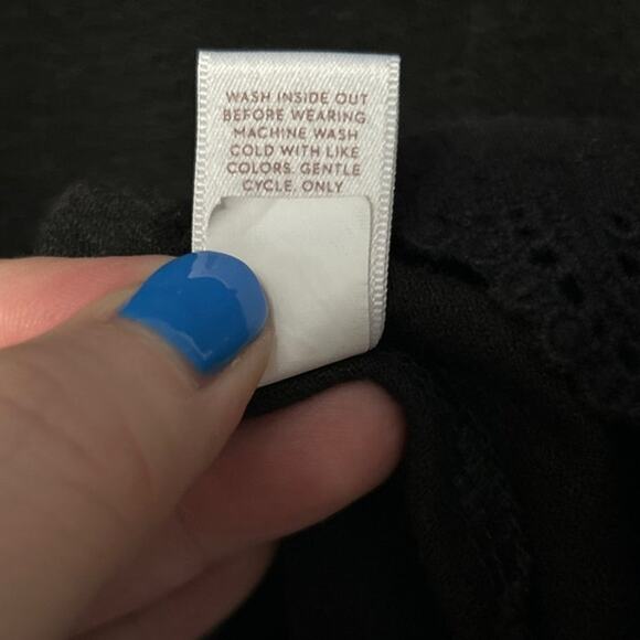 Lauren Conrad Black Short Sleeve Crew Neck Lace Trim Ruffle Open Back Tee Med - Picture 7 of 11